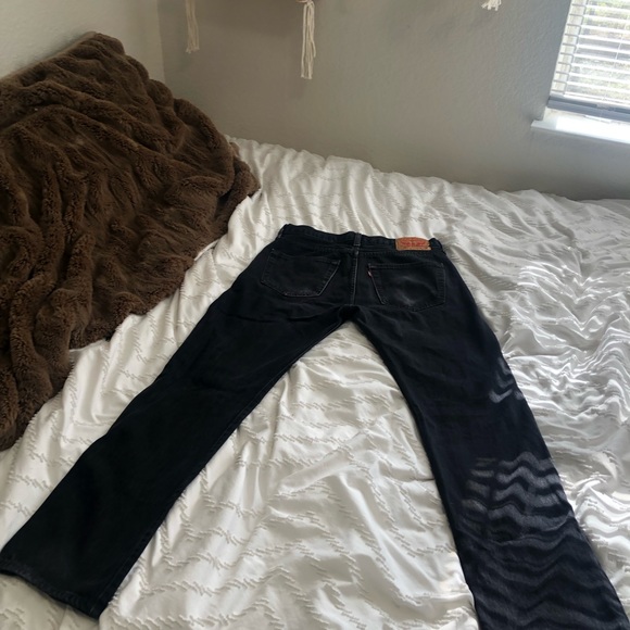 Authentic Levi’s Mid-Rise 501 Button-Fly Vintage Jeans - Picture 5 of 8